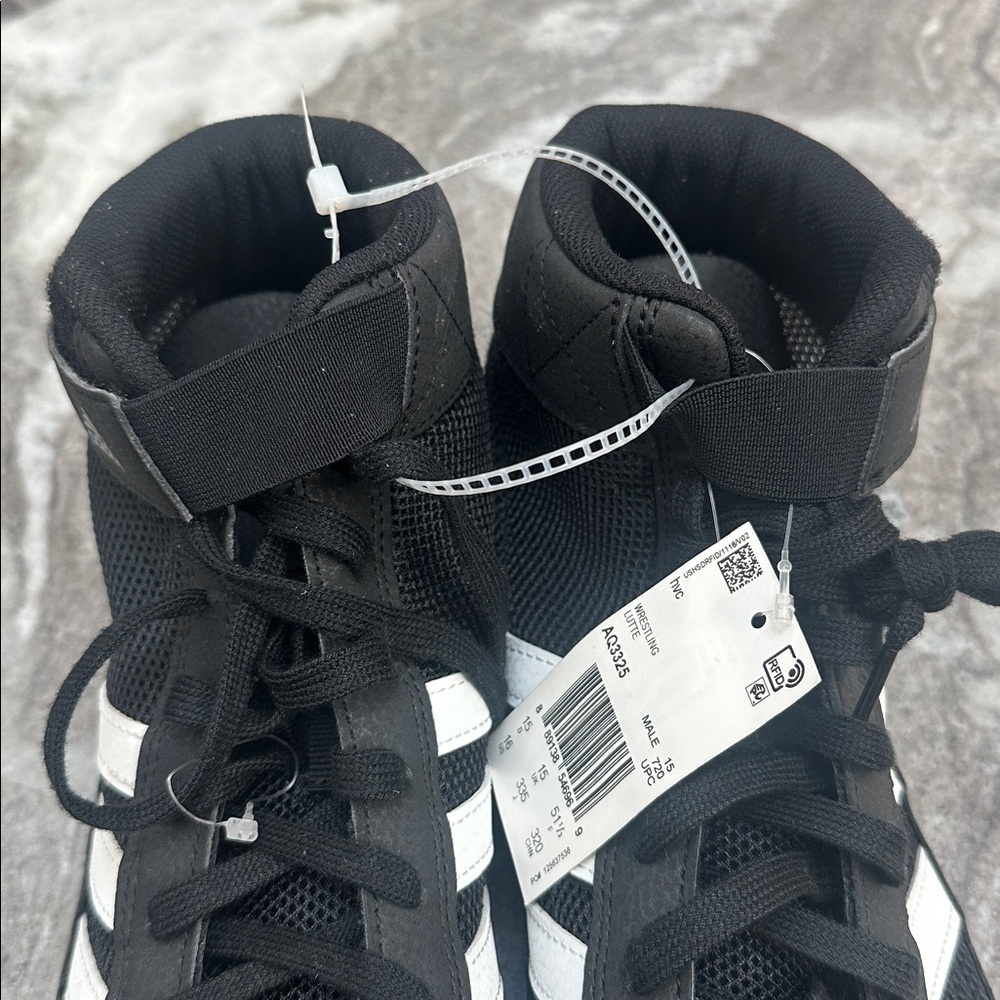 NWT Adidas HVC Wrestling Shoes Sneakers Black White Lightweight Grappling Sz 16 - Picture 9 of 10